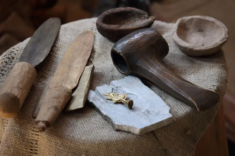 Mémoire en vitrines : cinq lieux de conservation méconnus qui révèlent l'âme du canton de Cloyes